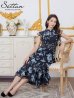 ブラック×ブルー　モデル：Didi　身長：166cm　着用サイズ：7号(Sサイズ)