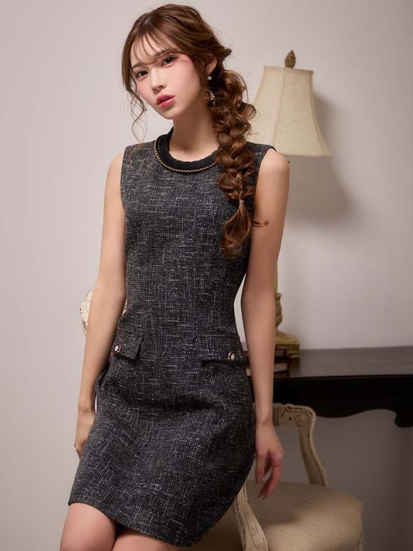 ブラック　モデル：るりぴ　身長：165cm　着用サイズ：7号(Sサイズ)