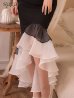 ブラックxホワイト　モデル：真優川咲　身長：158cm　着用サイズ：7号(Sサイズ)