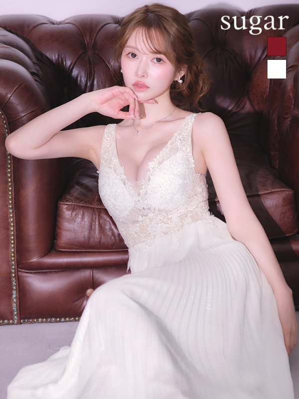 ホワイト モデル：ゆめ　身長：160cm　着用サイズ：7号(Sサイズ)