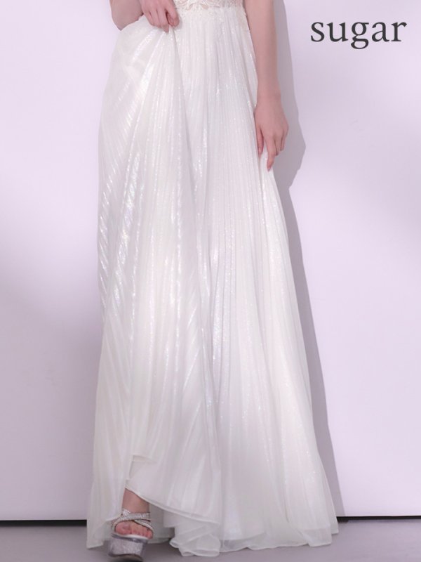 ホワイト モデル：ゆめ　身長：160cm　着用サイズ：7号(Sサイズ)