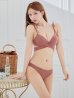 モデル：三上悠亜　身長：159cm　着用サイズ：Sサイズ