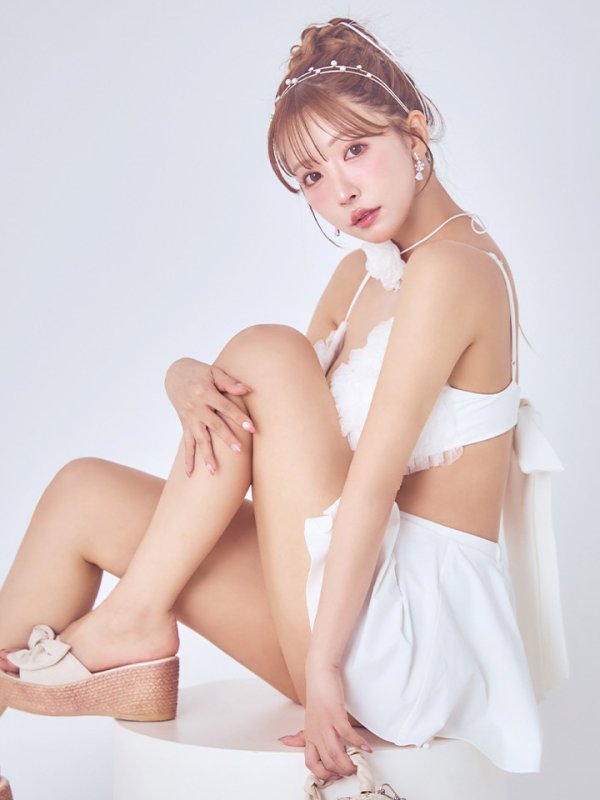 モデル：三上悠亜　身長：159cm　着用サイズ：Sサイズ