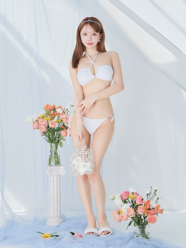 モデル:三上悠亜 身長159cm 着用サイズ:Sサイズ