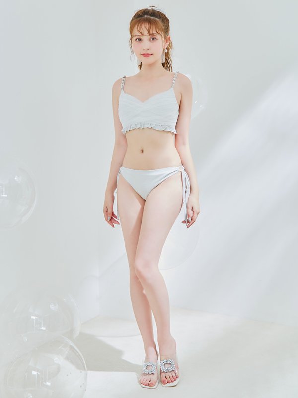 モデル：加藤ナナ　身長：160cm　着用サイズ：Sサイズ