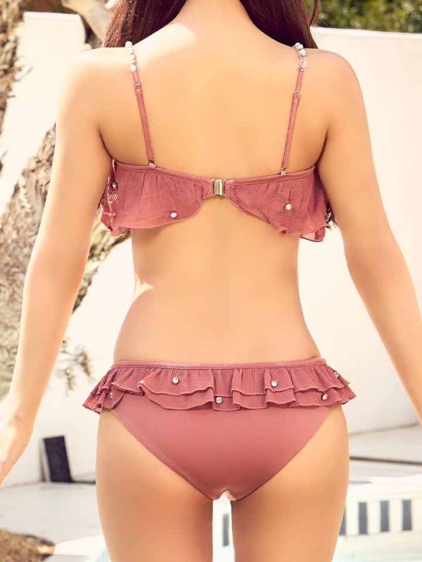ピンク　モデル：三上悠亜　身長159cm　着用サイズ：Sサイズ