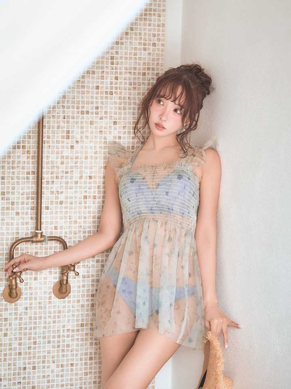 ブルー　モデル:三上悠亜 身長:159cm 着用サイズ:Sサイズ