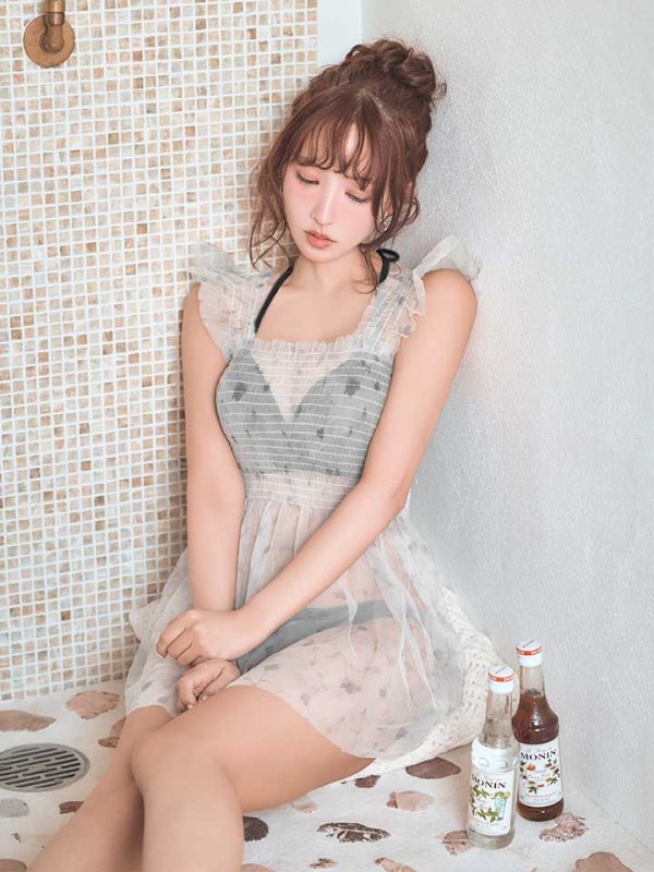 ブラック　モデル:三上悠亜 身長:159cm 着用サイズ:Sサイズ