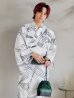 画像3: 【即日発送！】【メンズ浴衣】ホワイト×ブラック線画浴衣【浴衣・帯・下駄セット】OBI-MS-004-wk-1-B [YMT]