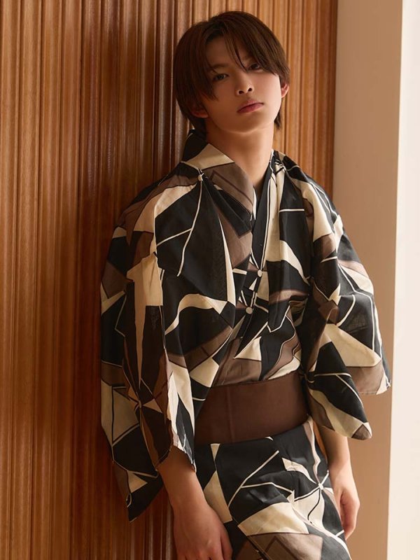 モデル：今井暖大　身長：173cm　着用サイズ：Lサイズ