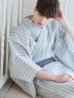 画像1: 【即日発送】【メンズ浴衣】清涼感あふれるしじら織ストライプ紳士浴衣【浴衣・帯・下駄セット】（OBI-MS-001-ok-3-GY）[YMT] (1)