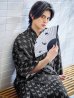 画像1: 【予約 / 5月中旬発送予定】ブラック矢羽線画紳士浴衣 OBI-MS-002-wk-2-BxGY / GETA-MS-32-ok-2-GY / [yog/YMT] (1)