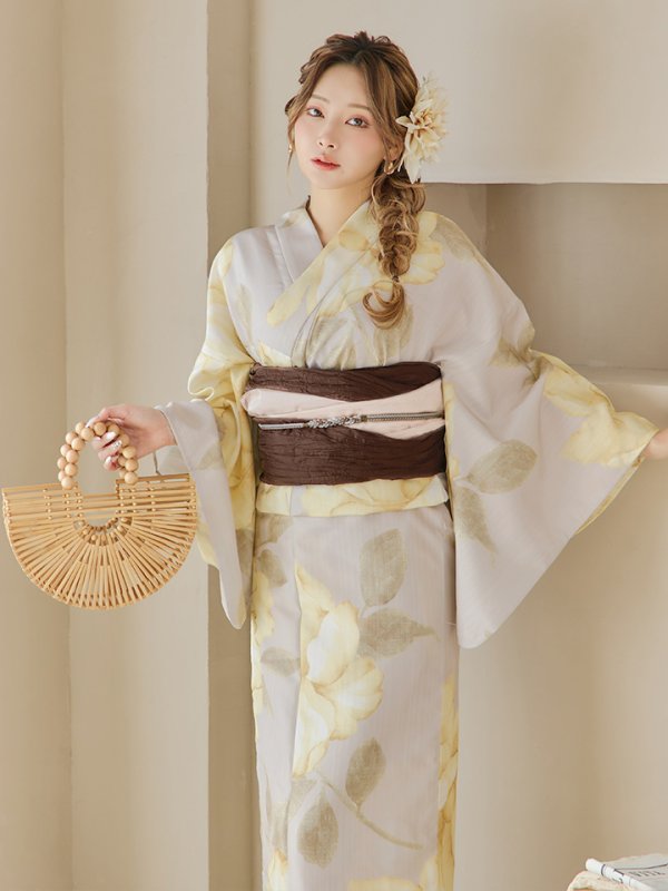 モデル:PyunA.　身長:160cm　着用サイズ:Fサイズ