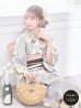 画像1: 【即日発送！】グレージュニュアンスフラワー浴衣【浴衣３点セット 浴衣/帯/下駄】OBI-hira-100-ok-2-BRxBE / HIMO-900-yn-7-MOC / HEKO-800-sb-3-BR / YA-72-kn-MOC / YA-496-kj-W / GETA-01-kj-5-MOC/ [YMT] (1)