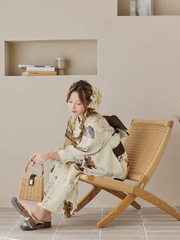 画像16: 【即日発送】ブラウンベージュクラシックフラワー浴衣【浴衣３点セット 浴衣/帯/下駄】[YMT]