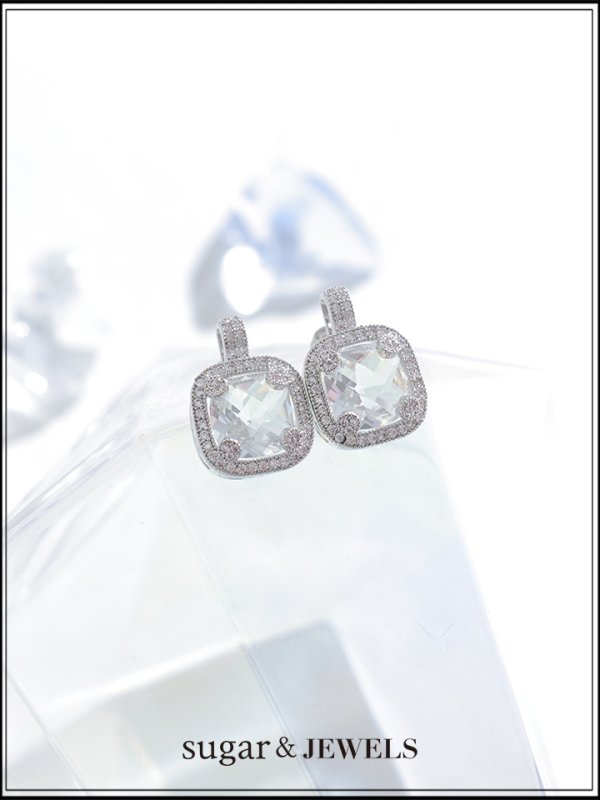 画像1: 【ピアス】スクエアビジューピアス【Fサイズ/1カラー】[OF02]