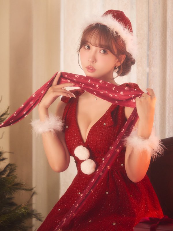 モデル：三上悠亜　身長：159cm　着用サイズ：Sサイズ