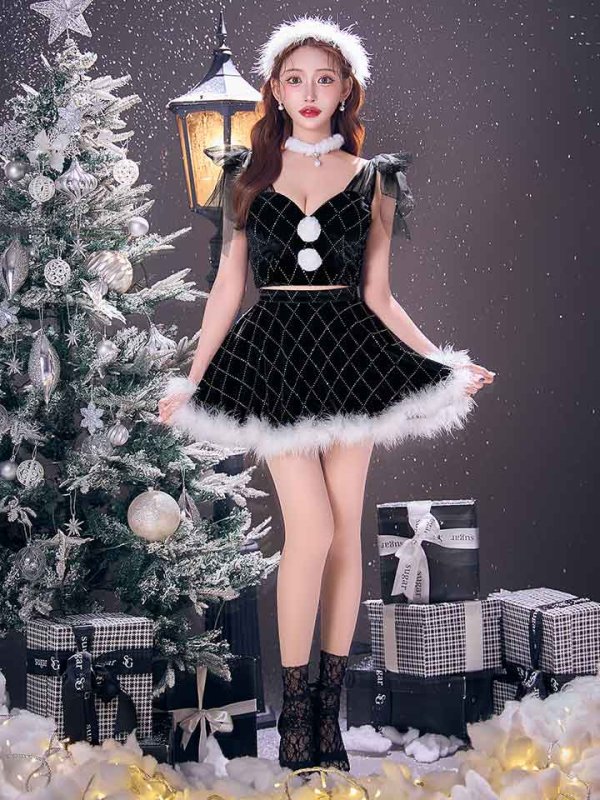 モデル：明日花キララ 身長：162cm 着用サイズ：Sサイズ