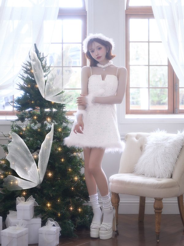モデル：明日花キララ　身長：162cm 着用サイズ：Sサイズ