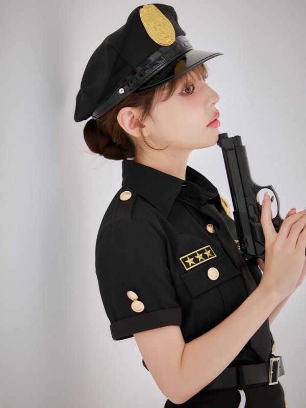 モデル：吉木千沙都 身長：158cm 着用サイズ：Sサイズ着用