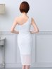 ホワイト モデル：天海りこ　身長：156cm　着用サイズ：XSサイズ
