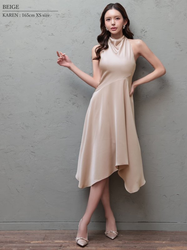 ベージュ　モデル：カレン　身長：165cm　着用サイズ：XSサイズ