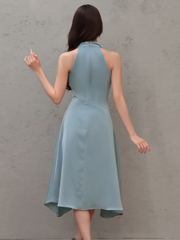 ブルー　モデル：七瀬みほ　身長：162cm　着用サイズ：XSサイズ