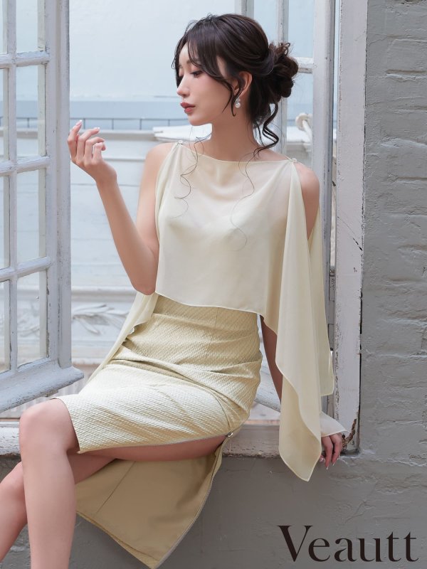 アイボリー　モデル：七瀬みほ　身長：162cm　着用サイズ：XSサイズ