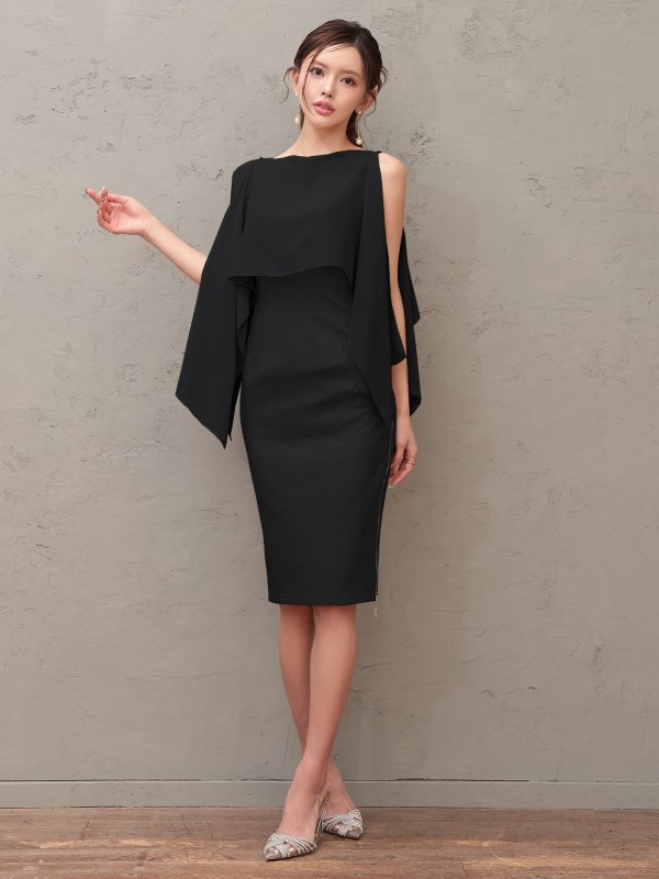 ブラック　モデル：カレン　身長：165cm　着用サイズ：XSサイズ