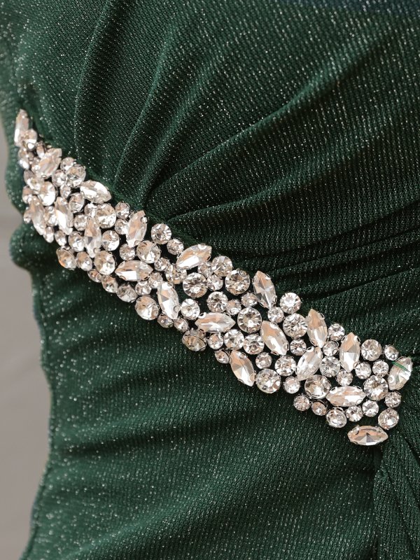 ダークグリーン