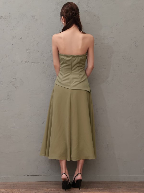 カーキ　モデル：カレン　身長：165cm　着用サイズ：XSサイズ