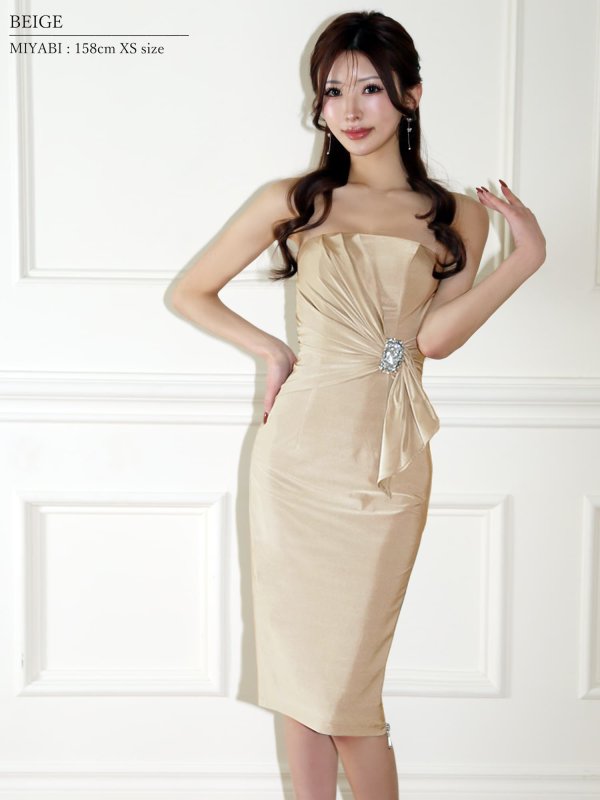 ベージュ モデル：みやび　身長：158cm　着用サイズ：XSサイズ