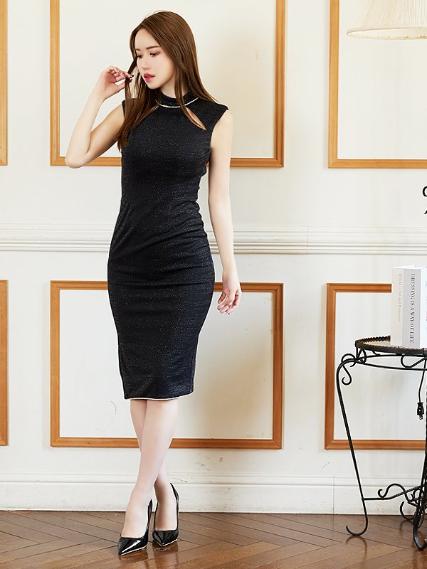 画像18: XSサイズあり【Veautt/ヴュート】【OF05】ネックビジュー/ バックオープン/ ラメ/ スリットファスナー/ ワンカラー/ ひざ丈/ タイト/ ミディアムドレス/ キャバドレス