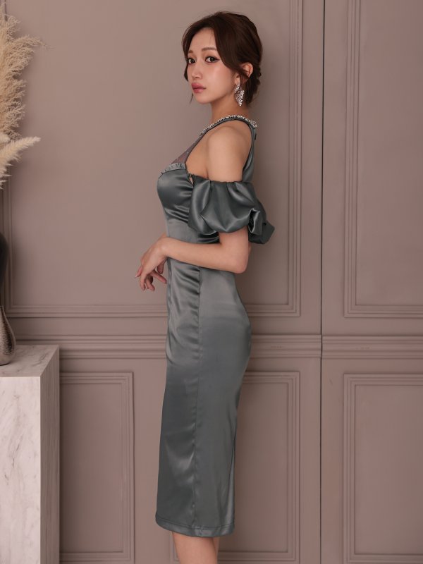 グレー　モデル：七瀬みほ　身長：162cm　着用サイズ：XSサイズ