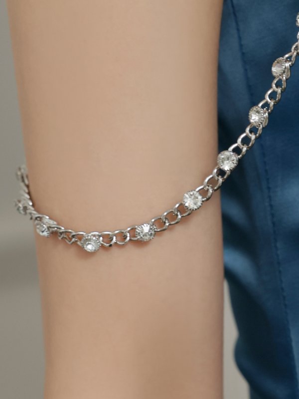 ティールブルー モデル:七瀬みほ 身長:162cm 着用サイズ:XSサイズ