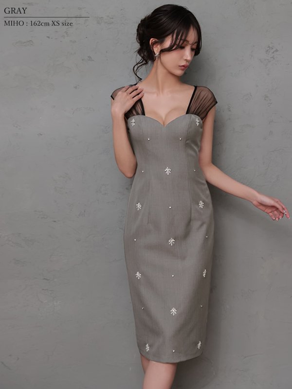 グレー　モデル：七瀬みほ　身長：162cm　着用サイズ：XSサイズ