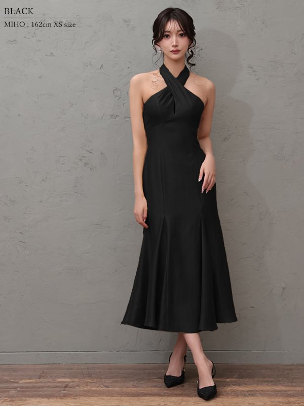 ブラック　モデル：七瀬みほ　身長：162cm　着用サイズ：XSサイズ