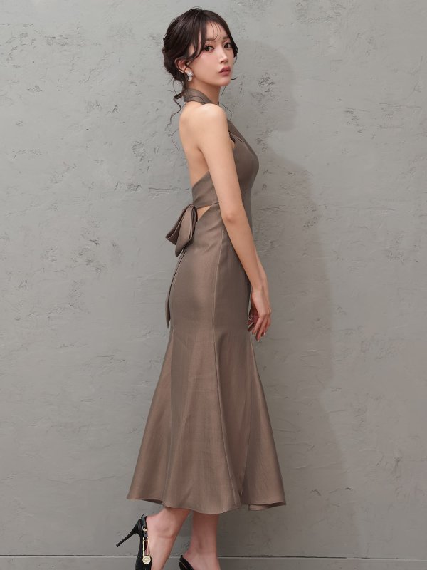 グレージュ　モデル：七瀬みほ　身長：162cm　着用サイズ：XSサイズ