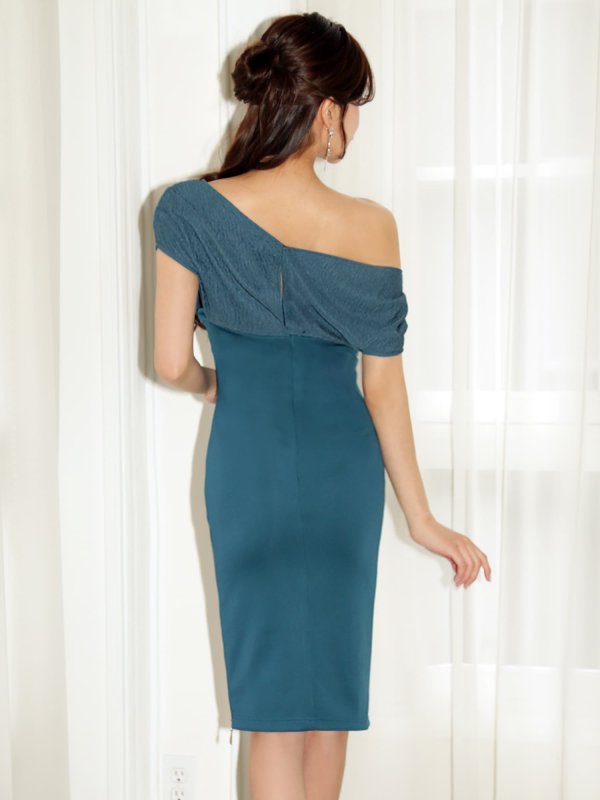 ティールブルー　モデル：七瀬みほ　身長：162cm　着用サイズ：XSサイズ　