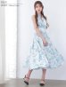 ホワイトxブルー　モデル：るりぴ　身長：165cm　着用サイズ：Sサイズ