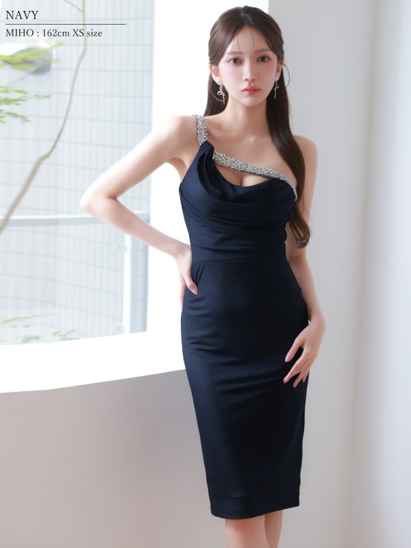 ネイビー モデル：七瀬みほ　身長：162cm　着用サイズ：XSサイズ