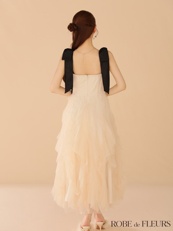 アイボリー モデル：ももか　身長：156cm　着用サイズ：Sサイズ