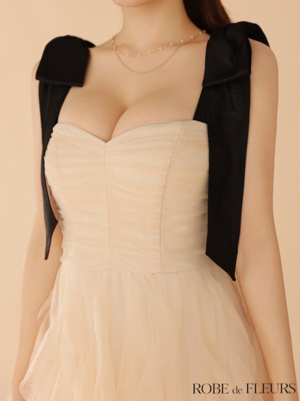 アイボリー モデル：ももか　身長：156cm　着用サイズ：Sサイズ