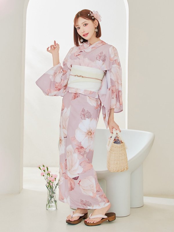 モデル：明日花キララ　身長：162cm　着用サイズ：Fサイズ