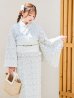 画像2: 【ノベルティ対象】【即日発送】【浴衣】くすみブルー地x小花レース浴衣 【浴衣３点セット 浴衣/帯/下駄】 OBI-hira-100-ok-15-WxW / HIMO-900-yn-4-GYxGY /  HEKO-800-sb-5-W / YA-1069-kn-W /GETA-02-ok-3-LBL [YMT] (2)