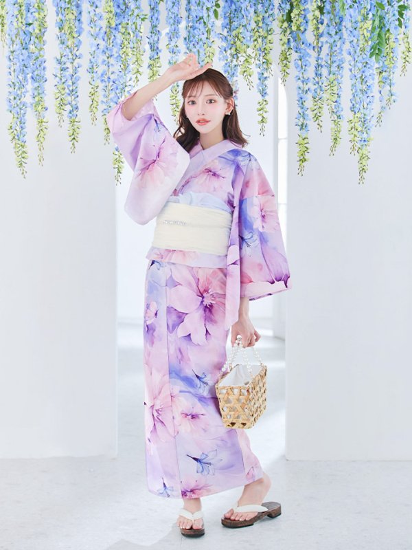 モデル:明日花キララ 身長162cm 着用サイズ:Fサイズ