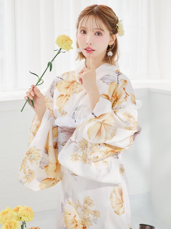 モデル:三上悠亜 身長:158cm 着用サイズ:Fサイズ