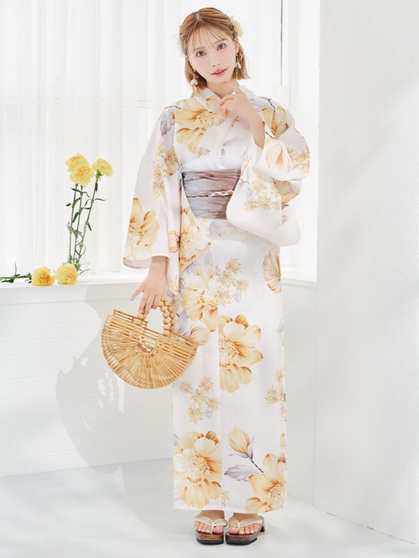 モデル:三上悠亜 身長:158cm 着用サイズ:Fサイズ