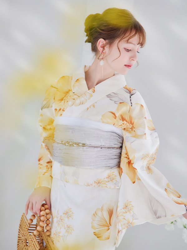 モデル：加藤ナナ　身長160cm　着用サイズ：Fサイズ