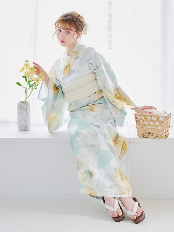 モデル:加藤ナナ 身長160cm 着用サイズ:Fサイズ